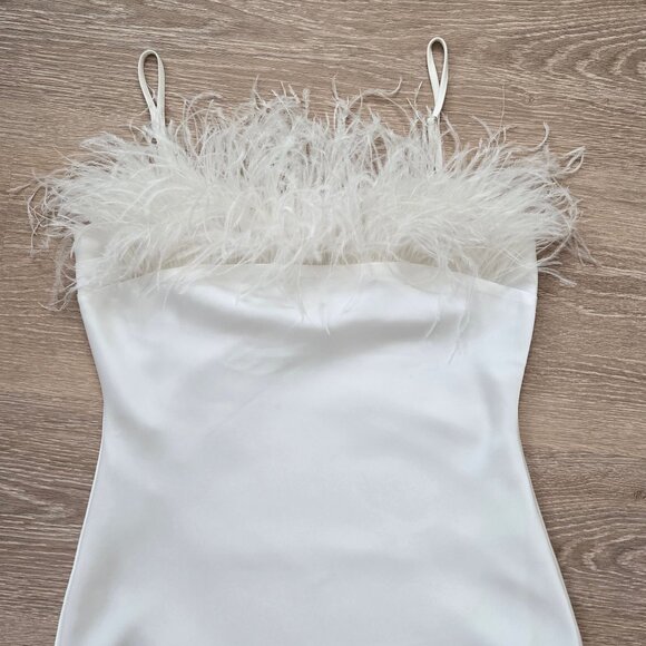 Line & Dot Kimi Dress Size Medium Feather Trim Satin MSRP $184 New Without Tags - Picture 15 of 17